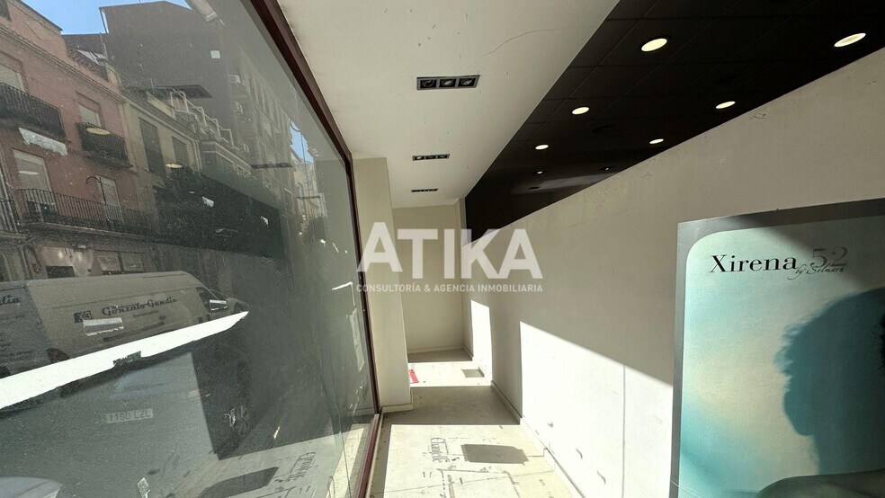 Local commercial dans Ontinyent à louer - Photo de l’immeuble – Image 2 sur 10