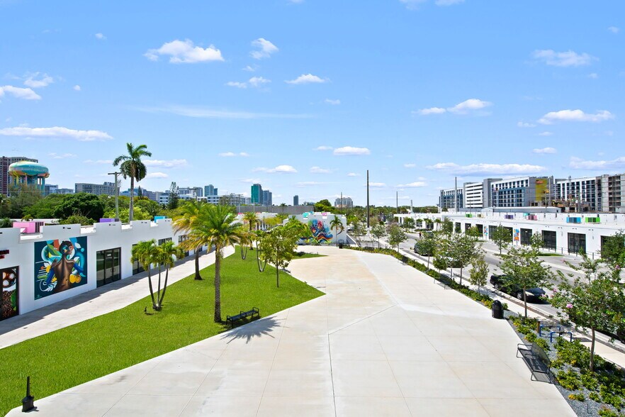 710 NW 5th Ave, Fort Lauderdale, FL à louer - Photo de l’immeuble – Image 3 sur 73