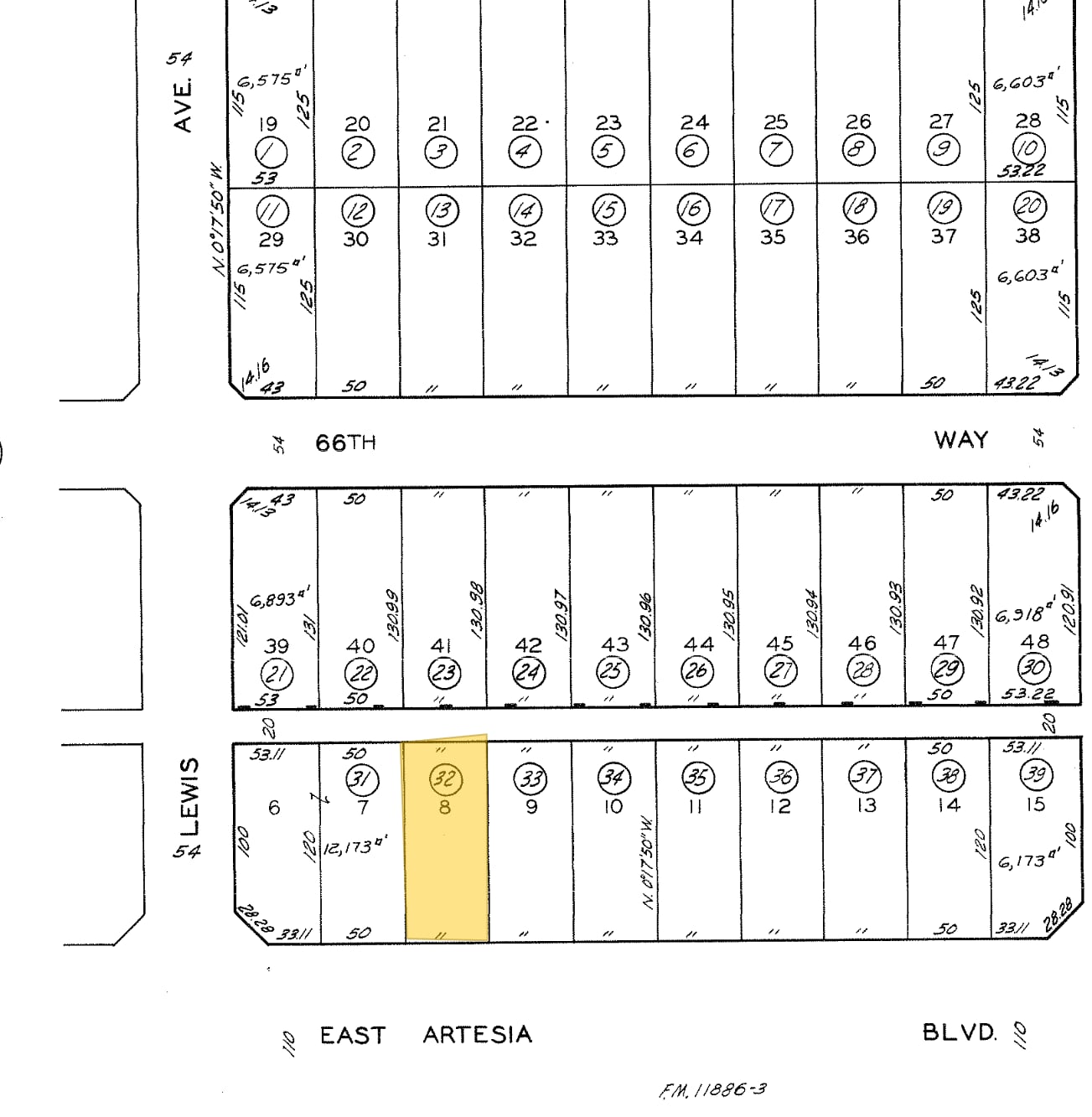 1067 E Artesia Blvd, Long Beach, CA à louer Plan cadastral– Image 1 sur 2