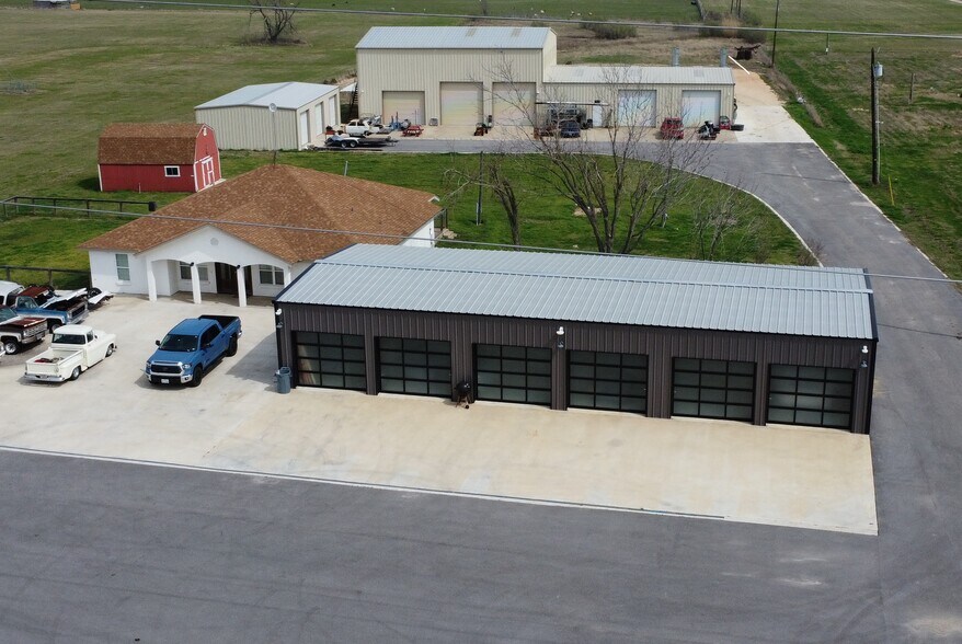 2201 County Road 460 portefeuille de 5 biens à vendre sur LoopNet.fr - Photo de l’immeuble – Image 3 sur 16