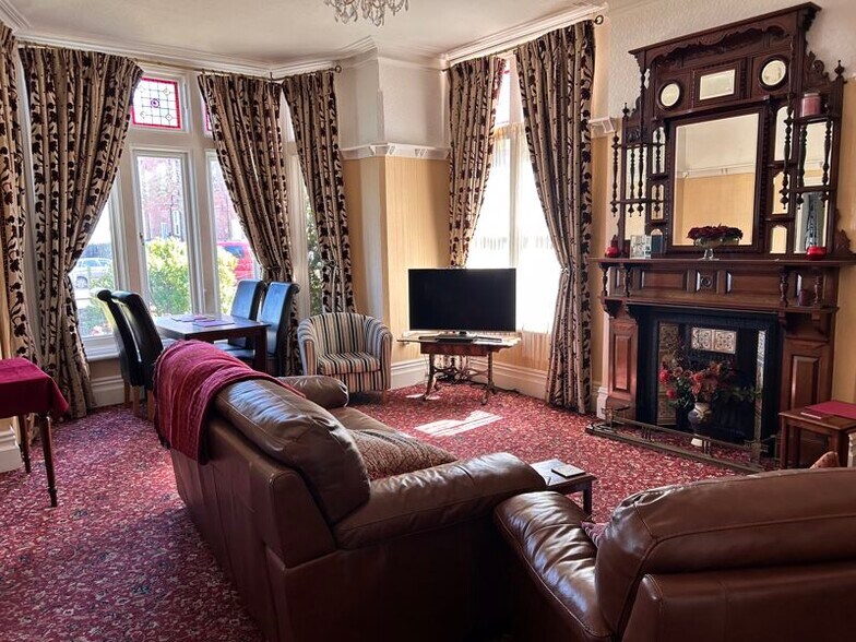 21 Kirkley Cliff Rd, Lowestoft à vendre - Photo intérieure – Image 3 sur 5