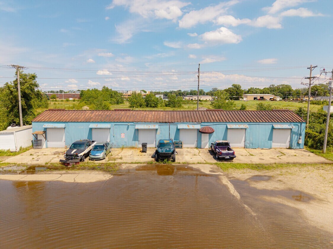 432 S Byrkit Ave, Mishawaka, IN à vendre Photo de l’immeuble– Image 1 sur 6