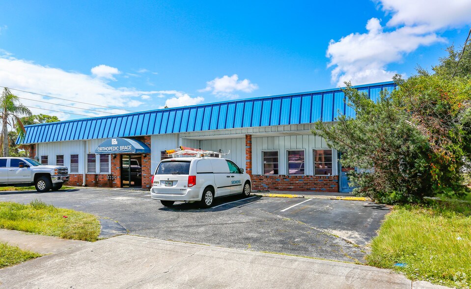 1326 Oak St, Melbourne, FL à vendre - Photo de l’immeuble – Image 2 sur 9
