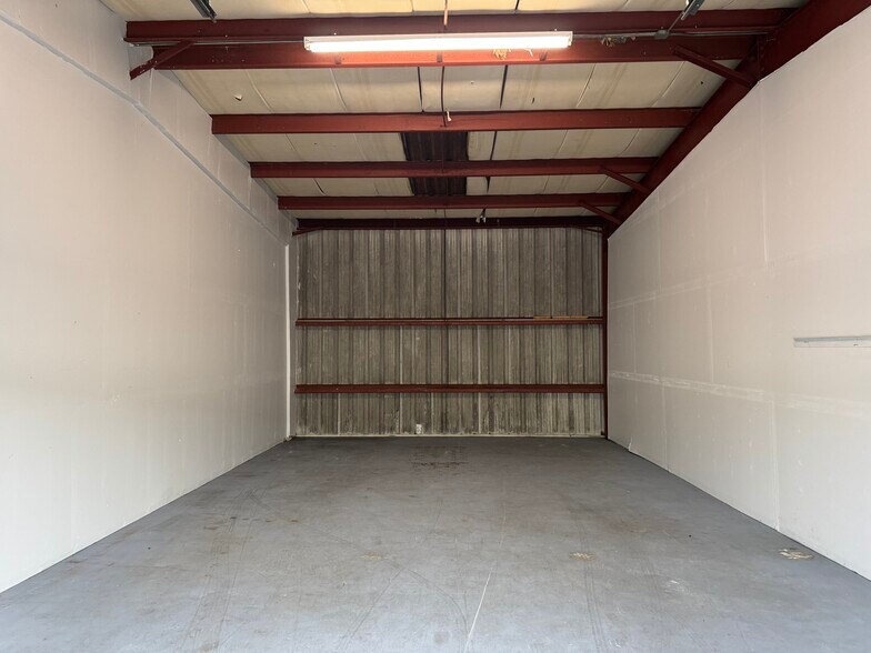 6941 W Old Nasa Blvd, Melbourne, FL à louer - Photo de l’immeuble – Image 3 sur 6
