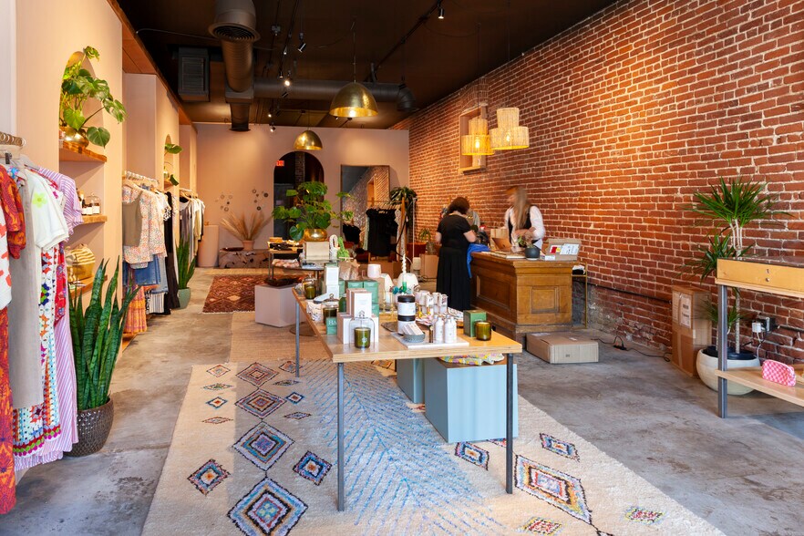 5924 N Figueroa St, Los Angeles, CA à louer - Photo de l’immeuble – Image 2 sur 8