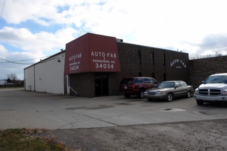 Plus de détails pour 34034 & 34066 Groesbeck Highway – Industriel/Logistique à vendre, Clinton Township, MI