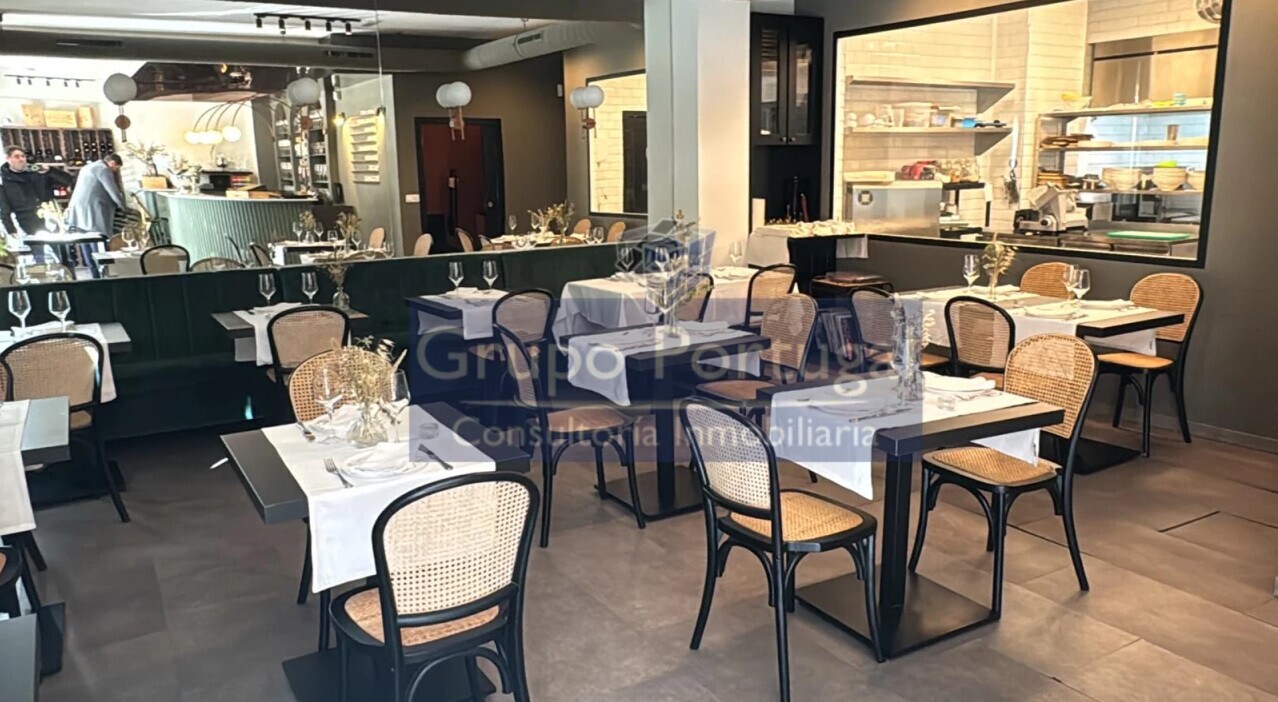 Local commercial dans Madrid, Madrid à louer Photo principale– Image 1 sur 4