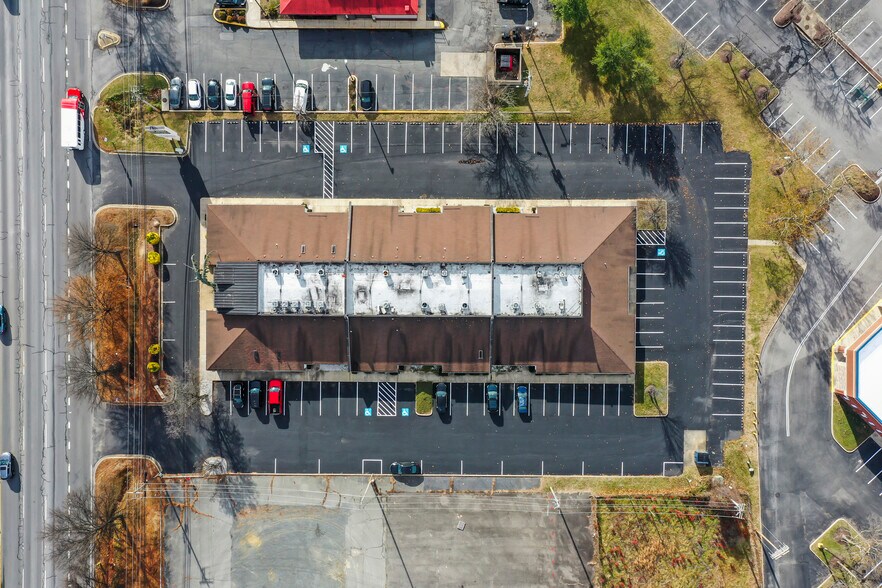 2955 Crain Hwy, Waldorf, MD à vendre - Photo de l’immeuble – Image 3 sur 13