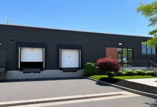 195 North St, Teterboro, NJ à louer Photo de l’immeuble– Image 1 sur 3