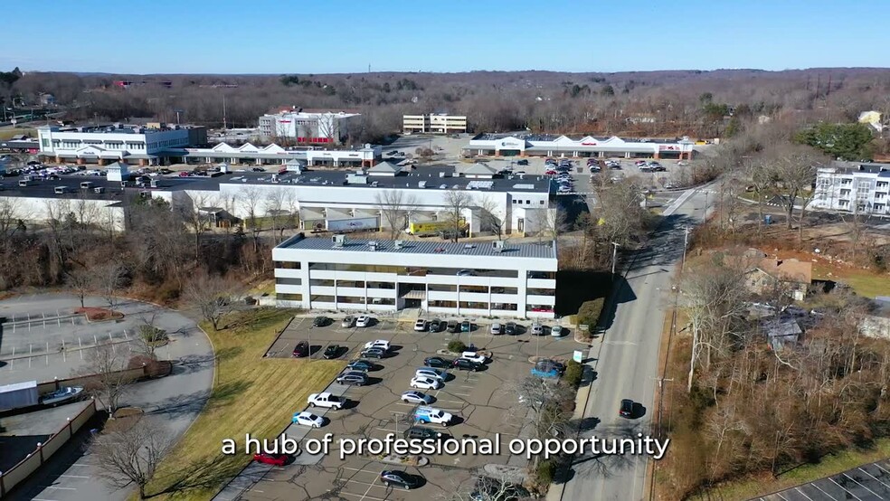 400 Bayonet St, New London, CT à louer - Vidéo sur l’annonce professionnelle – Image 2 sur 14