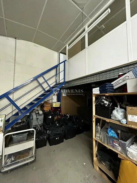 Industriel/Logistique dans Lézignan-Corbières à louer - Photo de l’immeuble – Image 1 sur 2