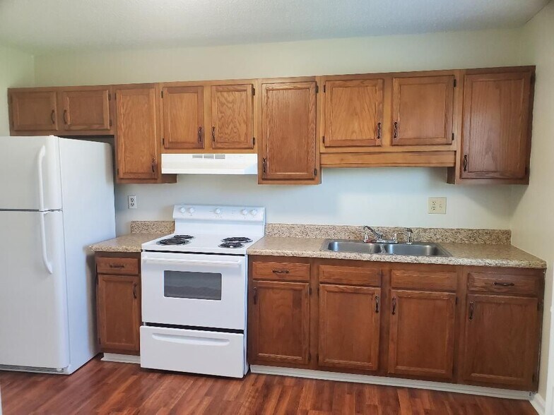 2322 Indian Dr, Jacksonville, NC à vendre - Photo intérieure – Image 3 sur 8