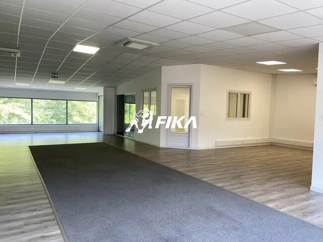 Plus de détails pour 36 Rue De Marclan, Muret - Bureau à louer