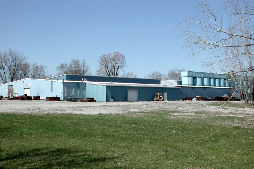 160 Visger Rd, River Rouge, MI à vendre - Photo de l’immeuble – Image 2 sur 3