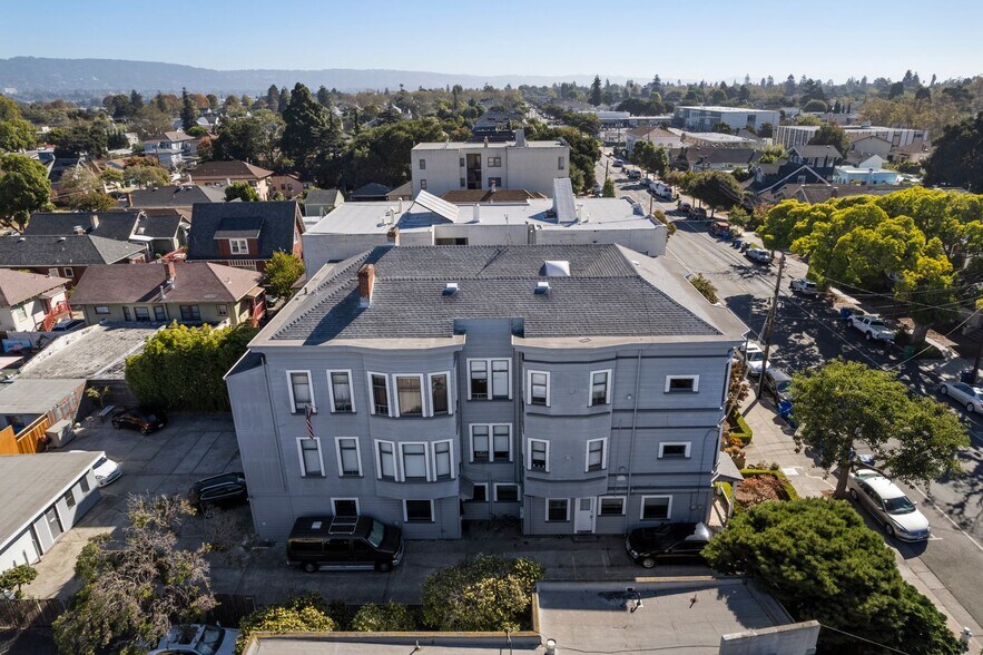 739 Santa Clara Ave, Alameda, CA à vendre - Photo de l’immeuble – Image 2 sur 30
