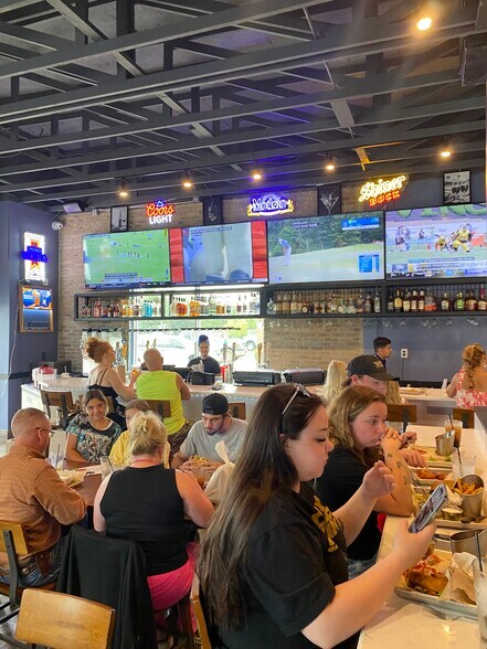 W Russell Ave portefeuille de 2 biens à vendre sur LoopNet.fr - Photo intérieure – Image 3 sur 5