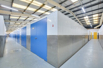 574 Manchester Rd, Bury à louer Photo intérieure– Image 1 sur 10