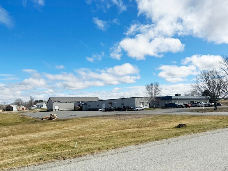 22 Verti Dr, Winslow, ME à vendre - Photo de l’immeuble – Image 1 sur 7