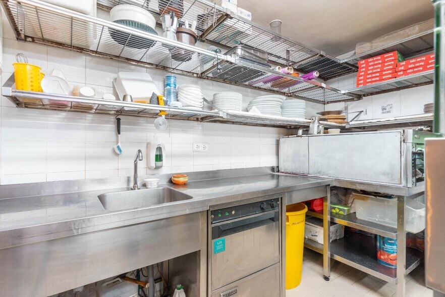 Doctor, 11, Oviedo, Asturias à vendre - Photo intérieure – Image 3 sur 30