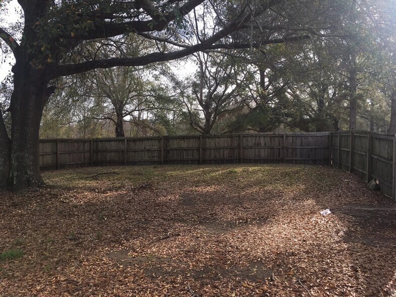 716 W Georgetown St, Crystal Springs, MS à louer - Photo de l’immeuble – Image 2 sur 5