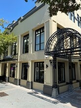 153 Castro St, Mountain View, CA à louer Photo intérieure– Image 1 sur 13