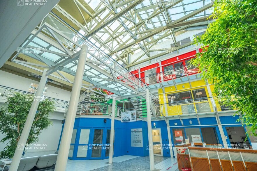Bureau dans Rennes à louer - Photo de l’immeuble – Image 2 sur 8