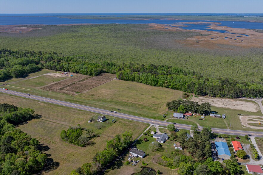 5720 Caratoke hwy, Poplar Branch, NC à vendre - Photo principale – Image 1 sur 50