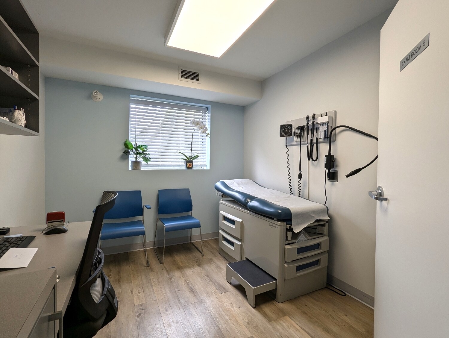 2910 Dufferin St, Toronto, ON à louer Photo principale– Image 1 sur 25