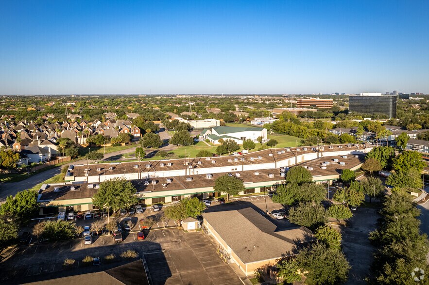 11200-11248 Wilcrest Green Dr, Houston, TX à louer - Aérien – Image 2 sur 14