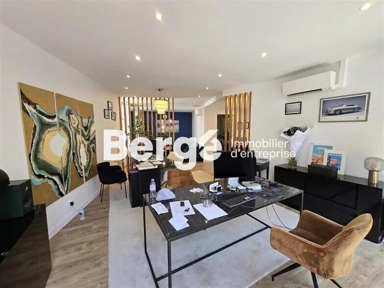 Bureau dans Cannes à louer - Photo de l’immeuble – Image 1 sur 6