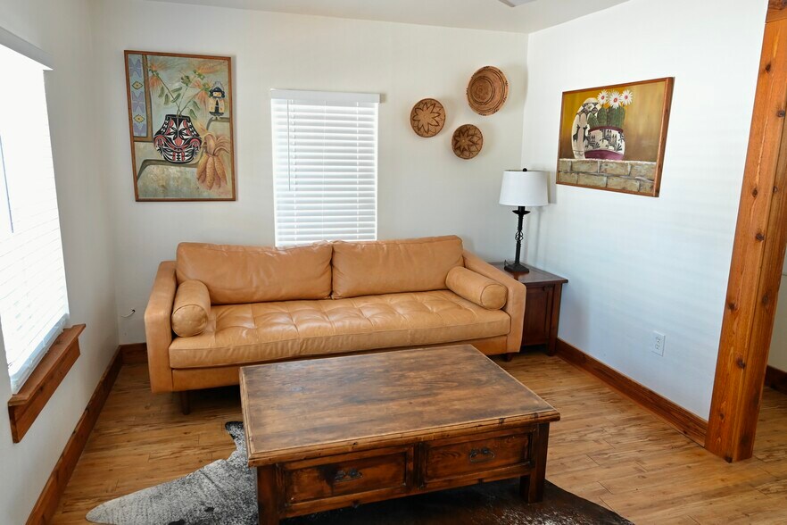 902 Main St, Blanco, TX à vendre - Photo intérieure – Image 2 sur 31