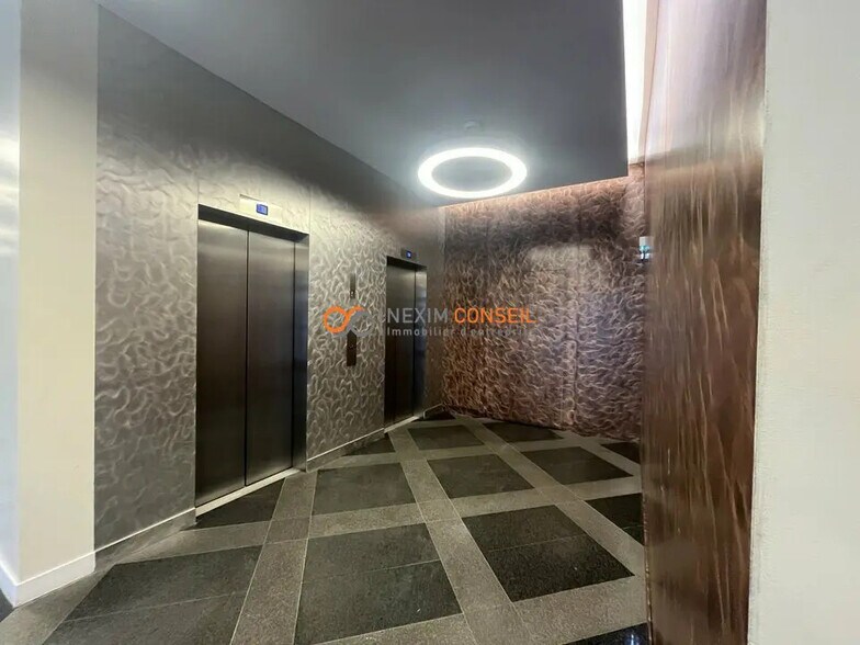 Bureau dans Courbevoie à vendre - Photo de l’immeuble – Image 3 sur 13