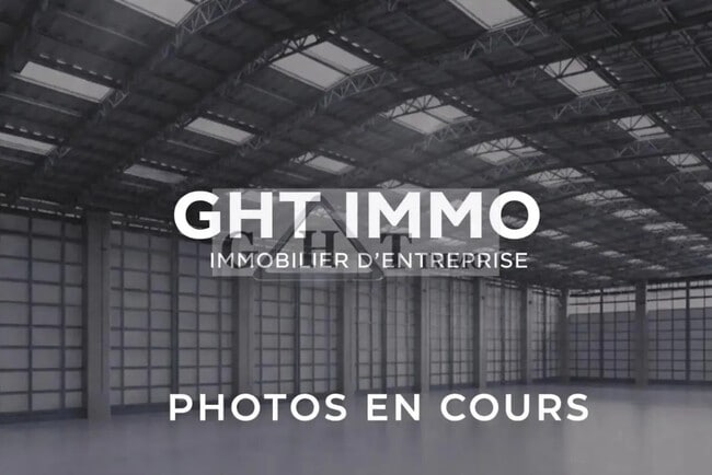 Plus de détails pour Bureau, Industriel/Logistique à louer