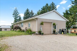 Plus de détails pour 383731 Salford Rd, Salford, ON - Local commercial à vendre