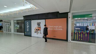 Plus de détails pour Market Square Mall, High Wycombe - Local commercial à louer