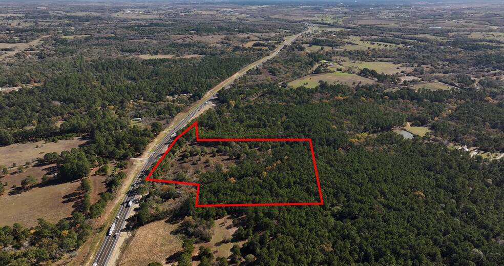 4604-16 Highway 105, Navasota, TX à vendre - Photo de l’immeuble – Image 2 sur 22