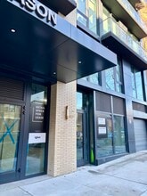 23-17 41st Ave, Long Island City, NY à louer Photo intérieure– Image 2 sur 7