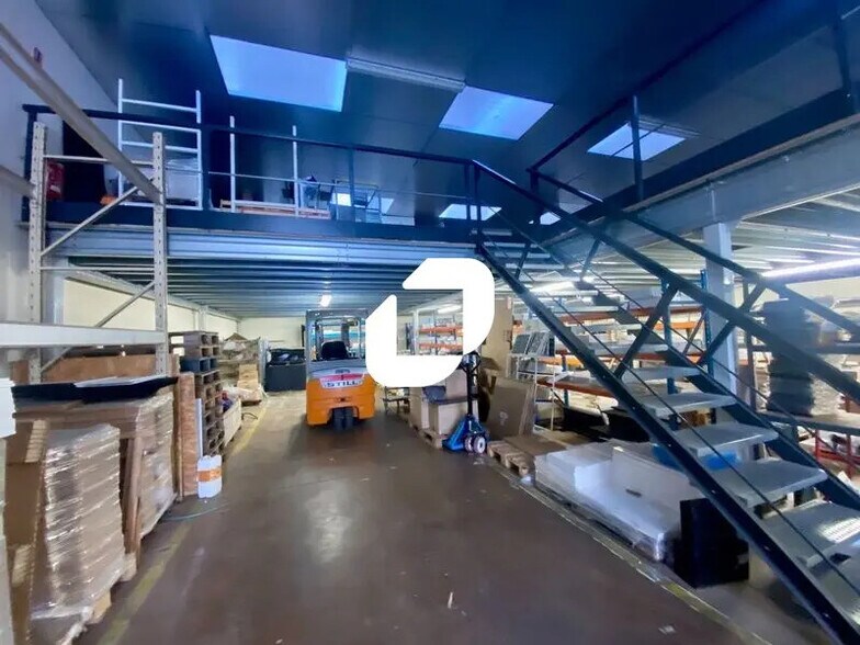 Bureau dans Eysines à louer - Photo intérieure – Image 1 sur 13