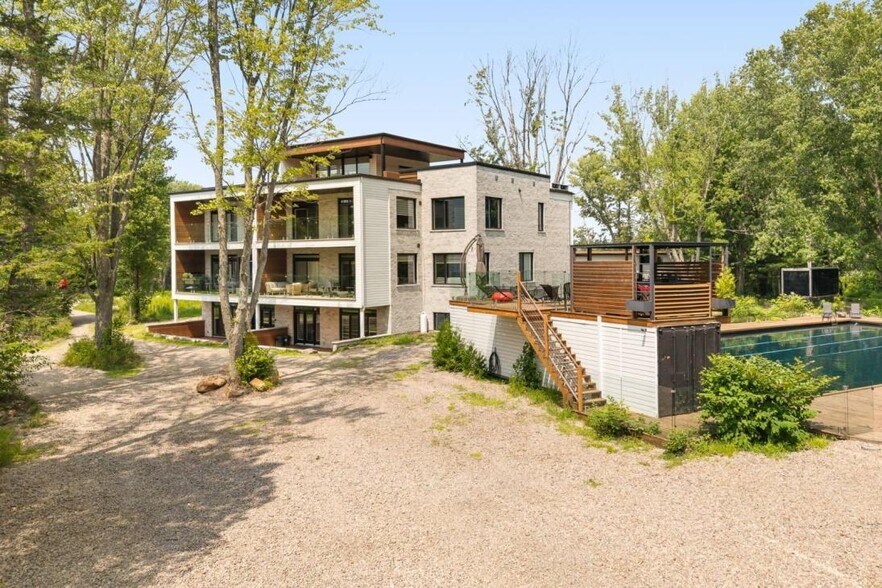 9915-9943 Boul Des Forges, Trois-Rivières, QC à vendre - Photo de l’immeuble – Image 3 sur 4