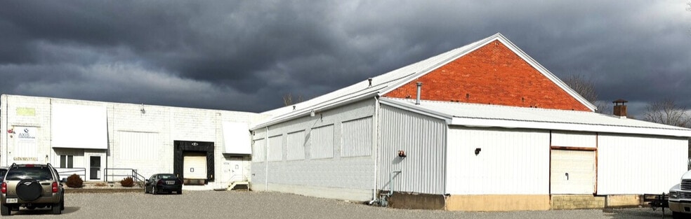 314 Water Ave, Bellefontaine, OH à vendre - Photo principale – Image 2 sur 16