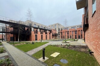 Campfield Rd, St Albans à louer Photo de l’immeuble– Image 2 sur 3