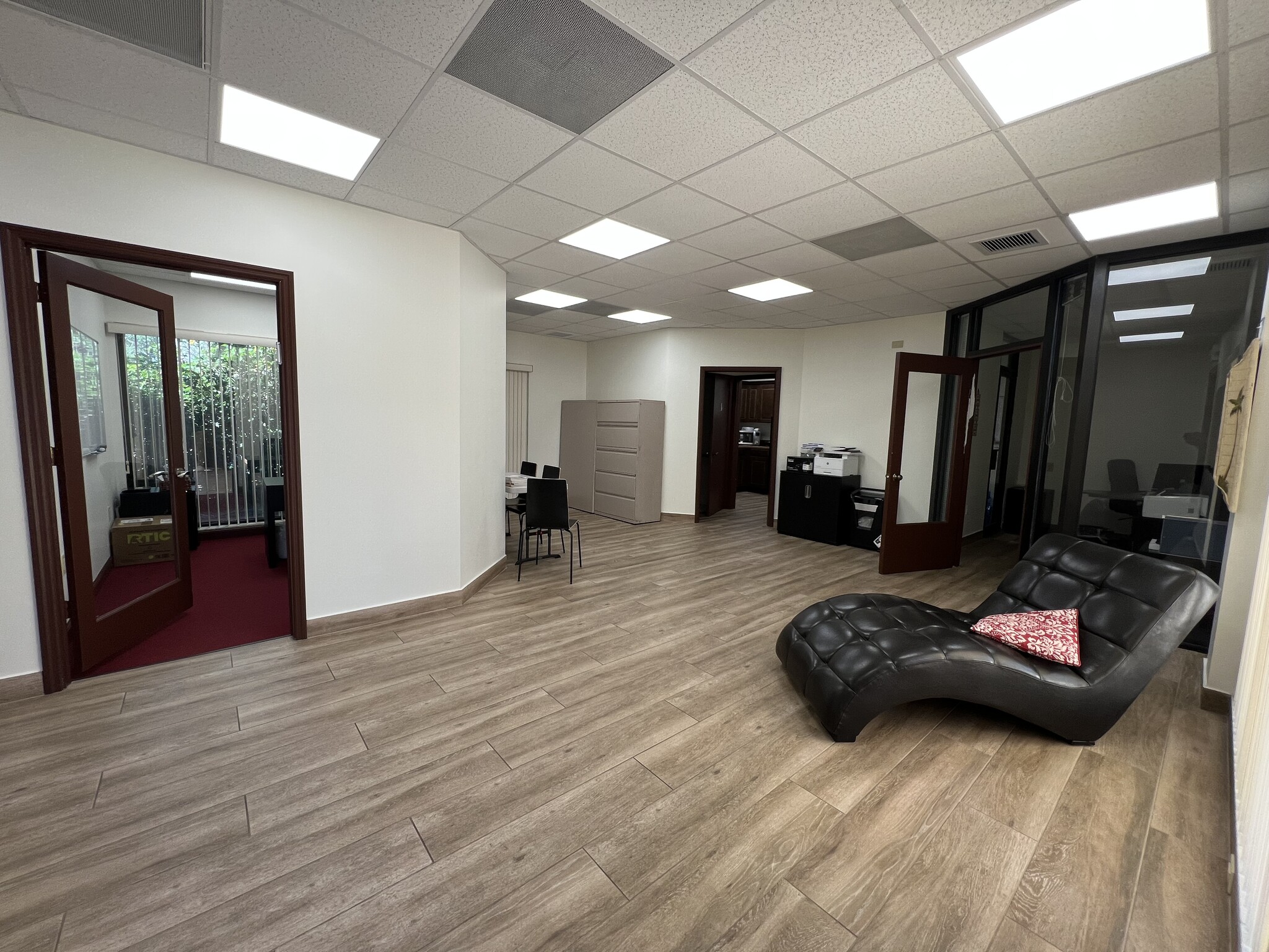 5 Harvard Cir, West Palm Beach, FL à louer Photo de l’immeuble– Image 1 sur 5