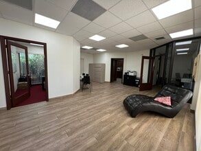 5 Harvard Cir, West Palm Beach, FL à louer Photo de l’immeuble– Image 1 sur 5