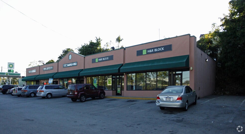 777 Central Park Ave, Yonkers, NY à louer - Photo de l’immeuble – Image 2 sur 6
