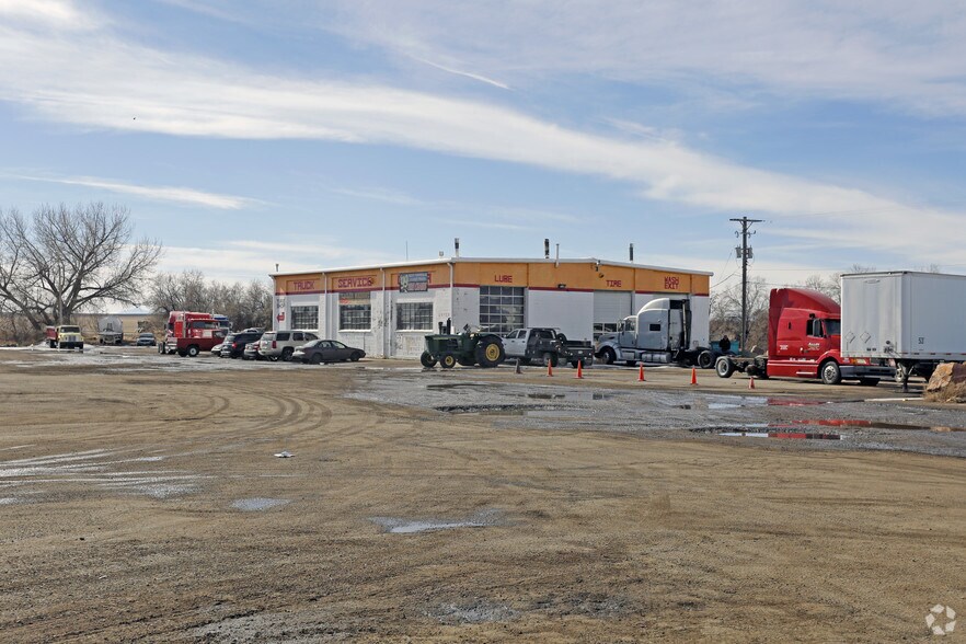 1695 N Watkins Rd, Watkins, CO à vendre - Photo de l’immeuble – Image 3 sur 4