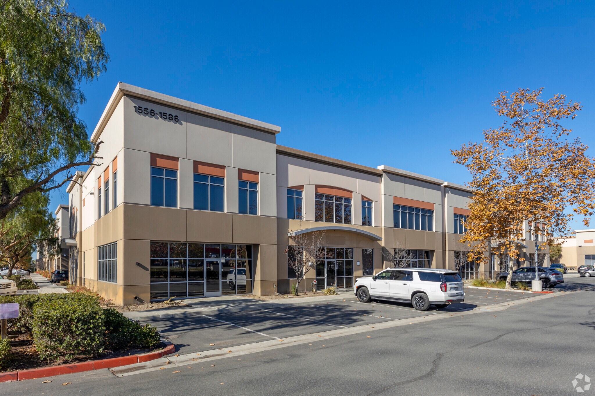 1556-1586 Lancaster Point Way, San Diego, CA à louer Photo de l’immeuble– Image 1 sur 8