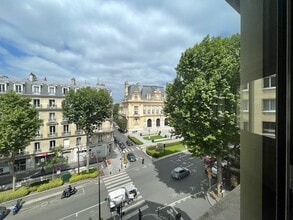 17 Rue De L'Hotel De Ville, Neuilly-sur-Seine à louer Photo intérieure– Image 1 sur 8