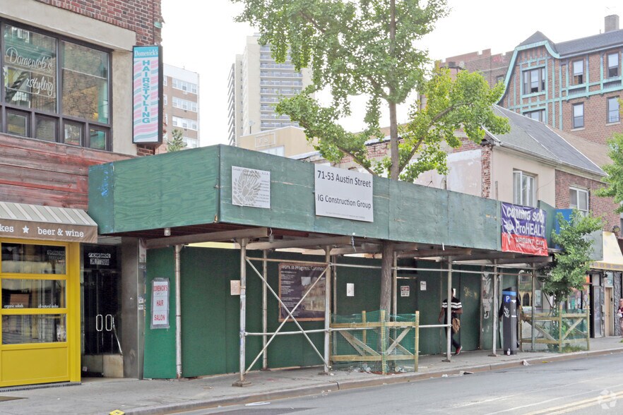 7153-7157 Austin St, Flushing, NY à vendre - Photo de l’immeuble – Image 2 sur 6