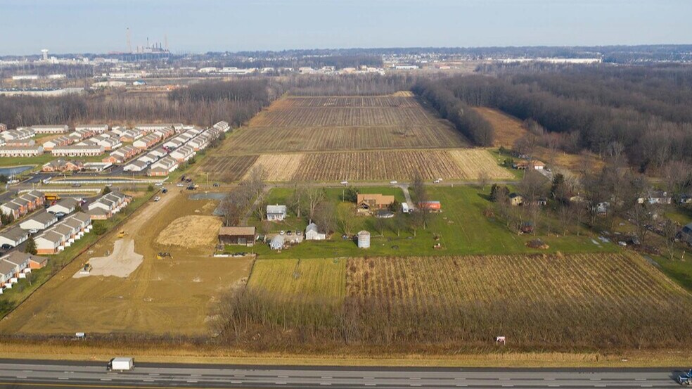 37565-37745 Chester Rd, Avon, OH à vendre - Aérien – Image 1 sur 2