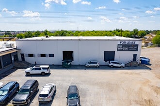 414 Vera Cruz, San Antonio, TX à louer Photo intérieure– Image 1 sur 13